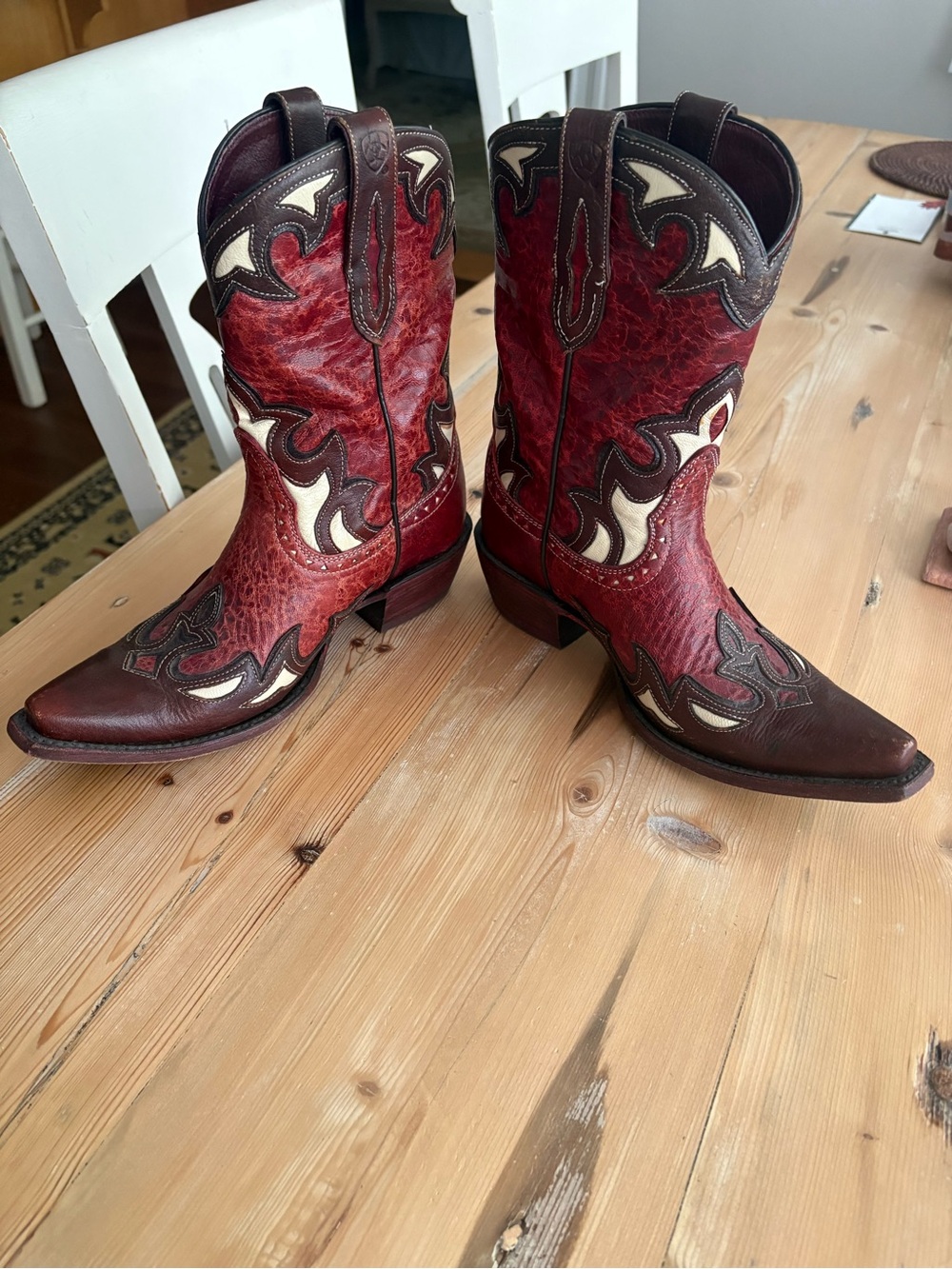 Ariat Red and Cream Western Embroidered Leather Heeled Boots - Picture 3 of 7